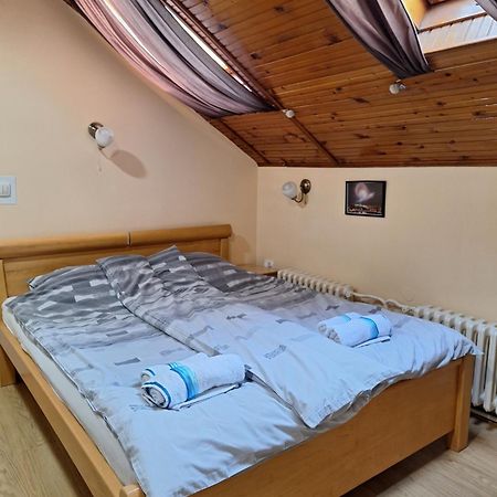 Apartmani Sara Novi Sad Exterior foto