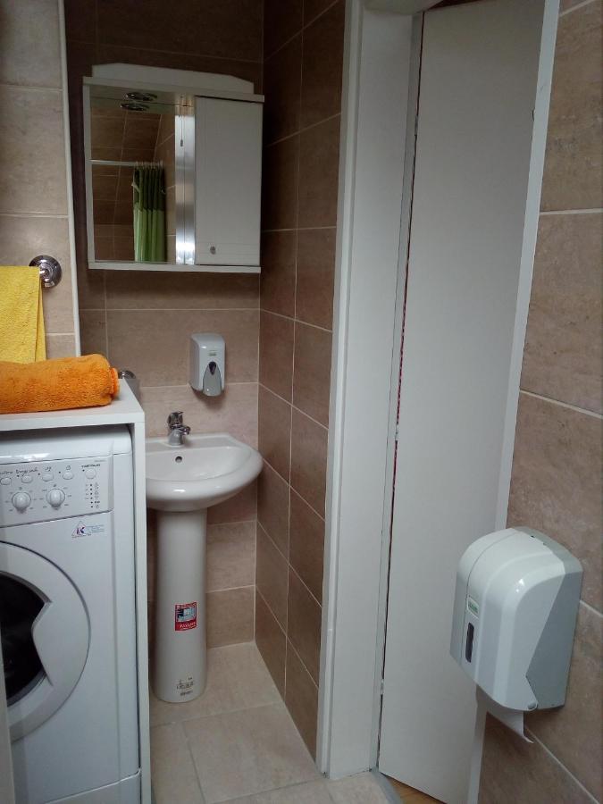 Apartmani Sara Novi Sad Exterior foto