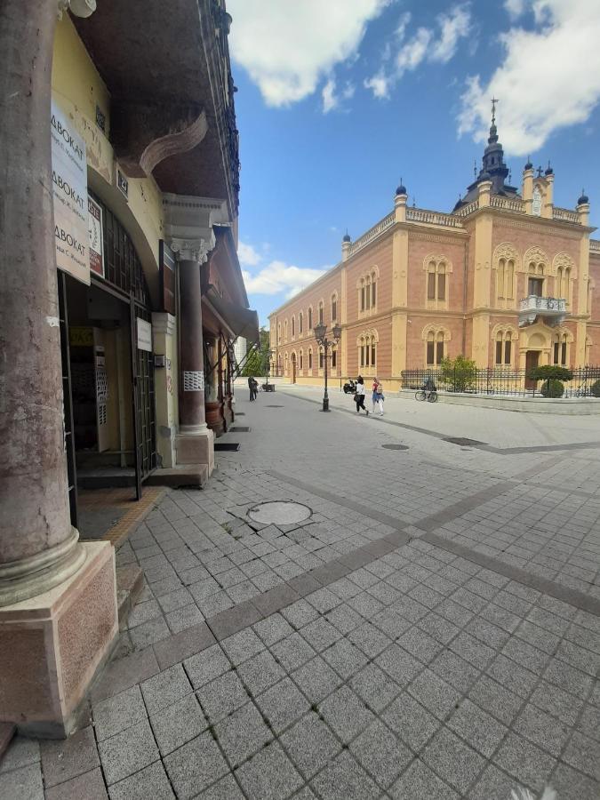 Apartmani Sara Novi Sad Exterior foto
