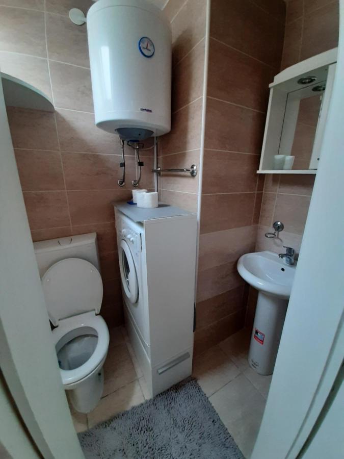 Apartmani Sara Novi Sad Exterior foto