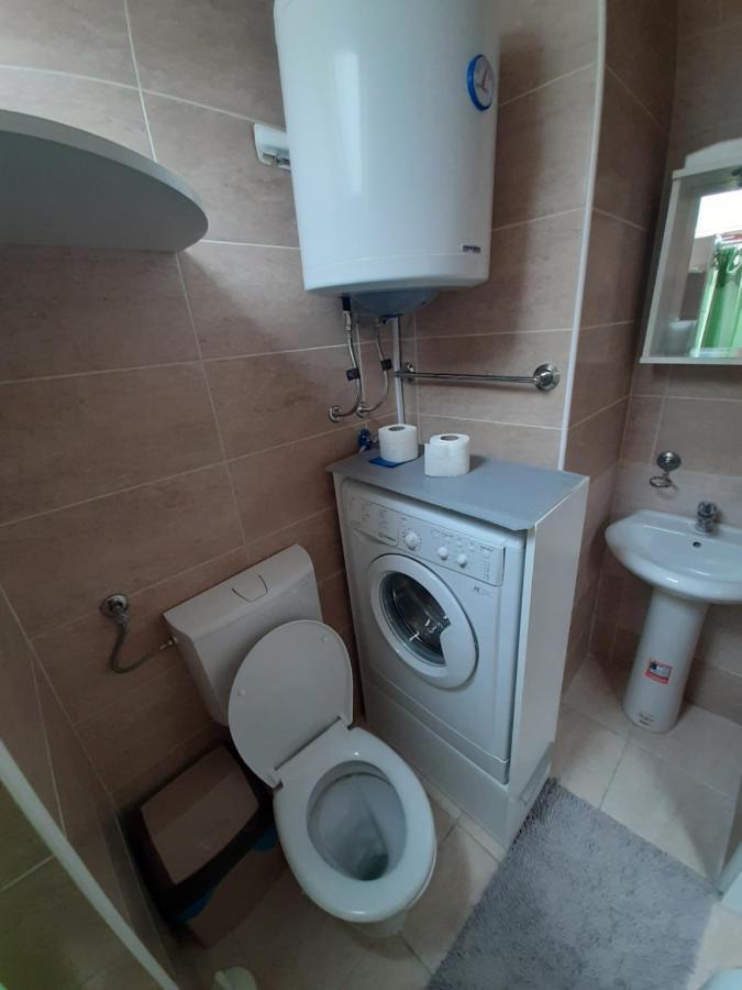 Apartmani Sara Novi Sad Exterior foto